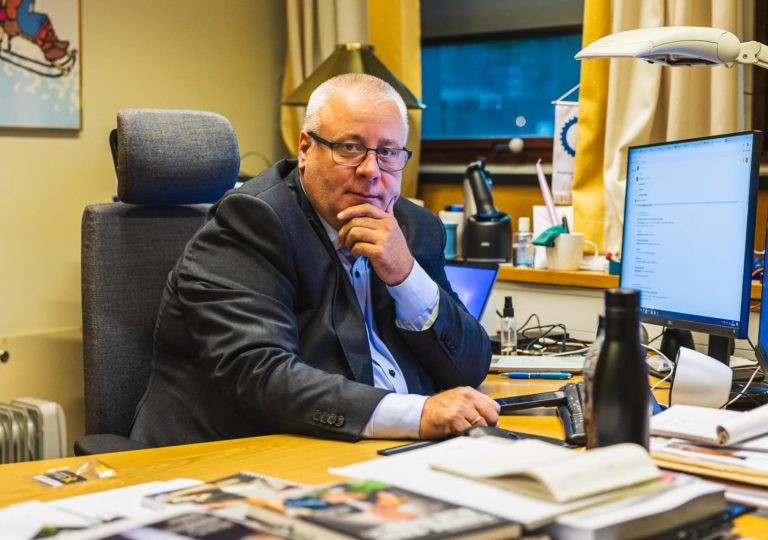 Lenke til artikkel om Regjeringen trikser med tallene for helsekøen