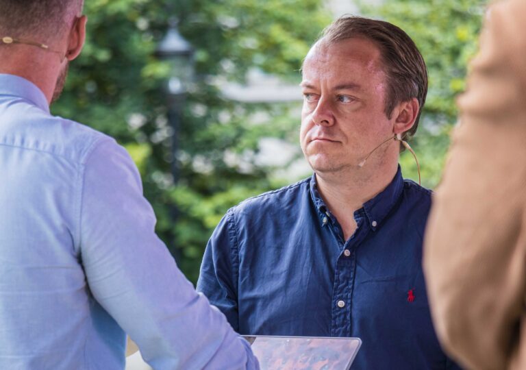 Lenke til artikkel om Tonje Brennas svenneprøve har endt i total fiasko