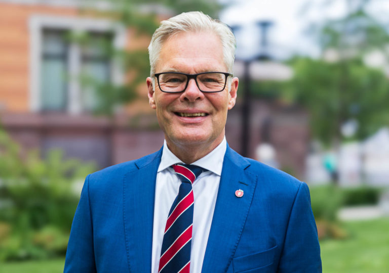 Lenke til artikkel om FrP positiv til skattereform, men ikke skattekommisjon