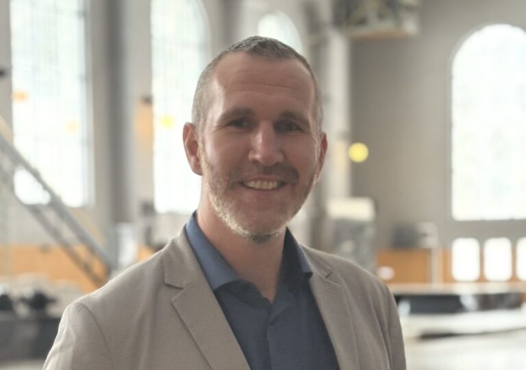 Lenke til artikkel om FrP sikrer liv i norske motorer