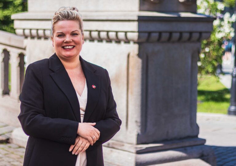 Lenke til artikkel om Foreldre fortjener valgfrihet