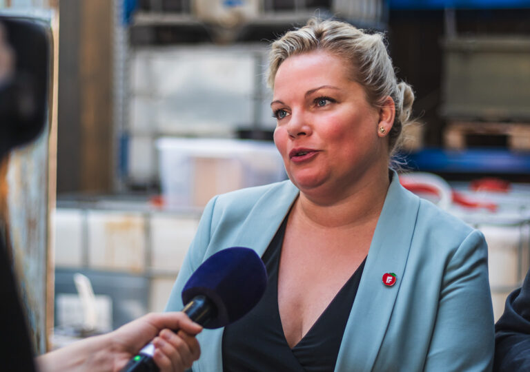 Lenke til artikkel om Krever ekstern gransking av Norsk Tipping Lenke til artikkel om Krever ekstern gransking av Norsk Tipping