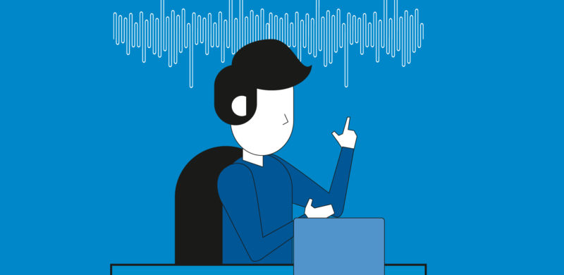 Mann som sitter ved PC-en sin. Blåtoner. Illustrasjon. Mann som sitter ved PC-en sin. Blåtoner. Illustrasjon.