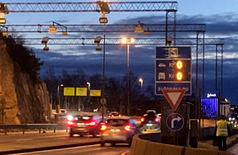 Lenke til artikkelen om: Fremskrittspartiet sier nei til byvekstavtaler med bompenger Lenke til artikkelen om: Fremskrittspartiet sier nei til byvekstavtaler med bompenger