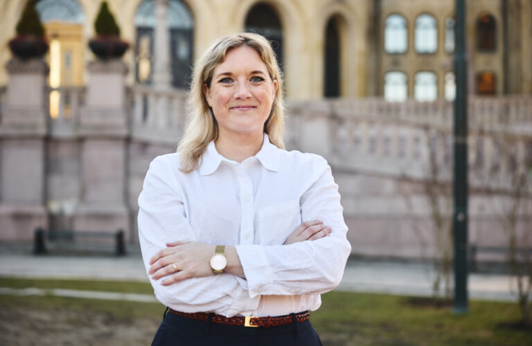 Lenke til artikkelen om: Helsekøene må kuttes