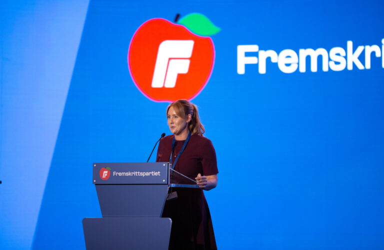 Lenke til artikkelen om: Vil ha trygg start på voksenlivet