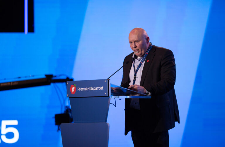 Lenke til artikkelen om: Klimapolitikken må revurderes – jo før, jo heller Lenke til artikkelen om: Klimapolitikken må revurderes – jo før, jo heller