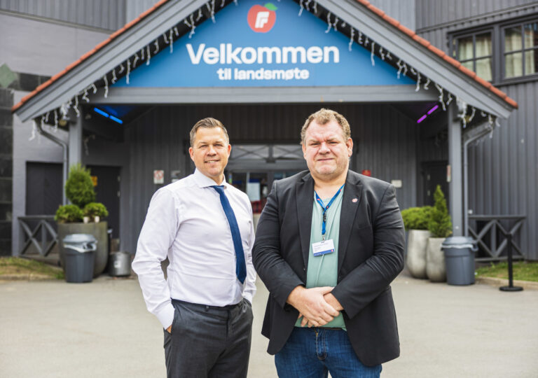 Lenke til artikkel om FrP fortsetter kampen for oljepionerene