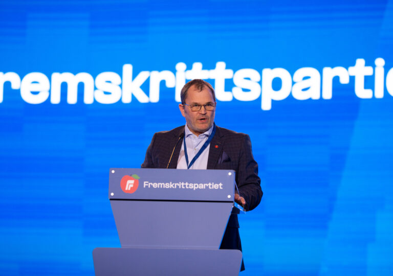 Lenke til artikkel om Kriminelle nettverk truer norske lokalsamfunn