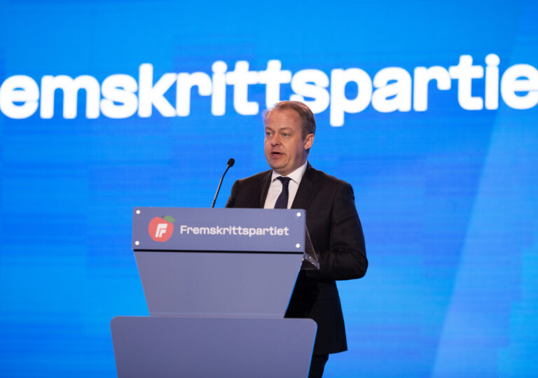 Lenke til artikkel om Krever ærlighet i innvandringspolitikken