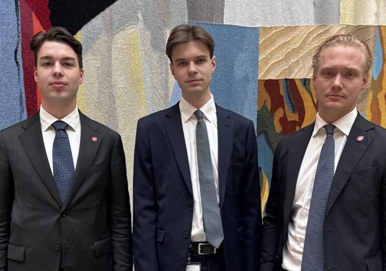 Lenke til artikkel om Høyeste ungdomsledighet siden 1972: – En total fiasko