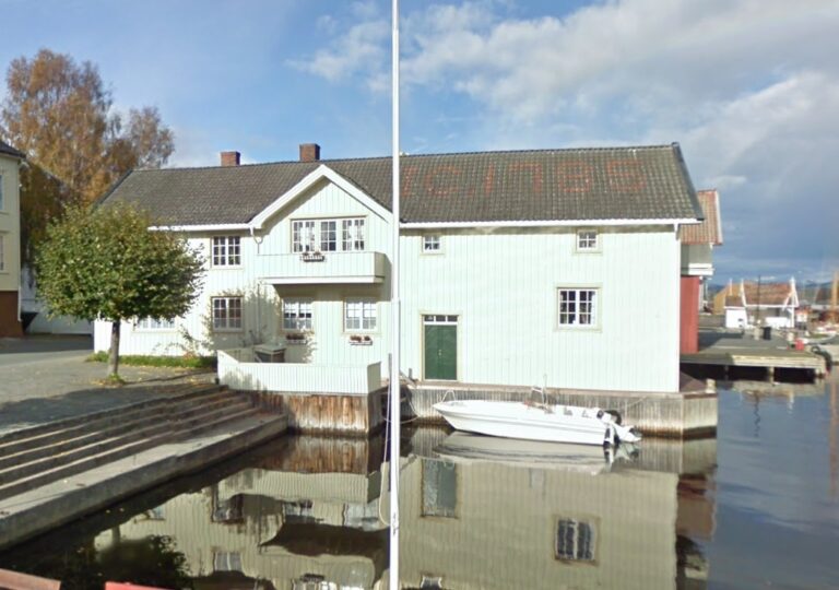 Lenke til artikkel om Noen fakta om FrP og Cudrios gate 3 i Langesund