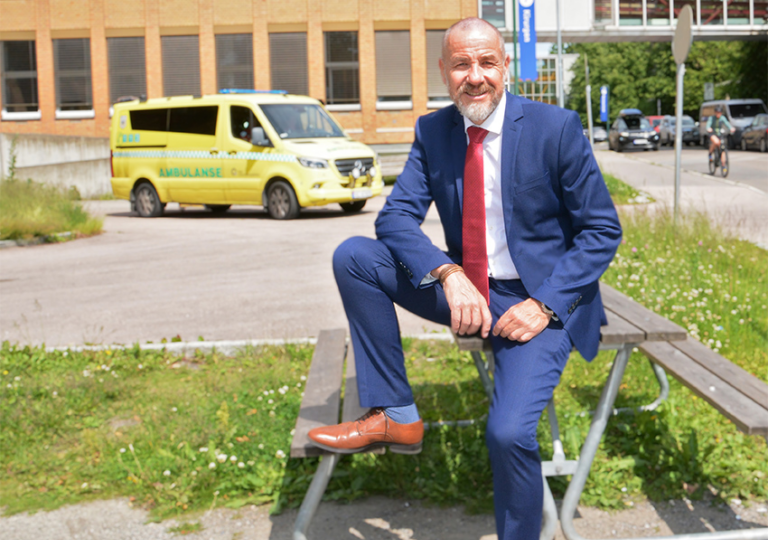 Lenke til artikkel om – Vi må styrke helsevesenet og pasientenes behov må komme først